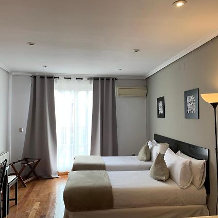 New Point Madrid Apartments Εξωτερικό φωτογραφία