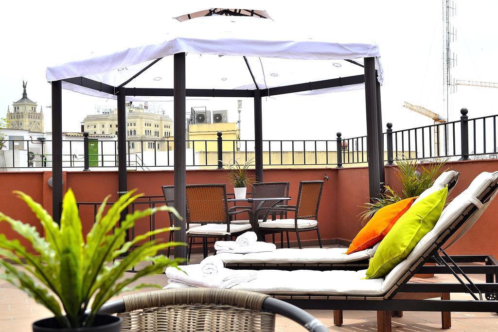 New Point Madrid Apartments Εξωτερικό φωτογραφία