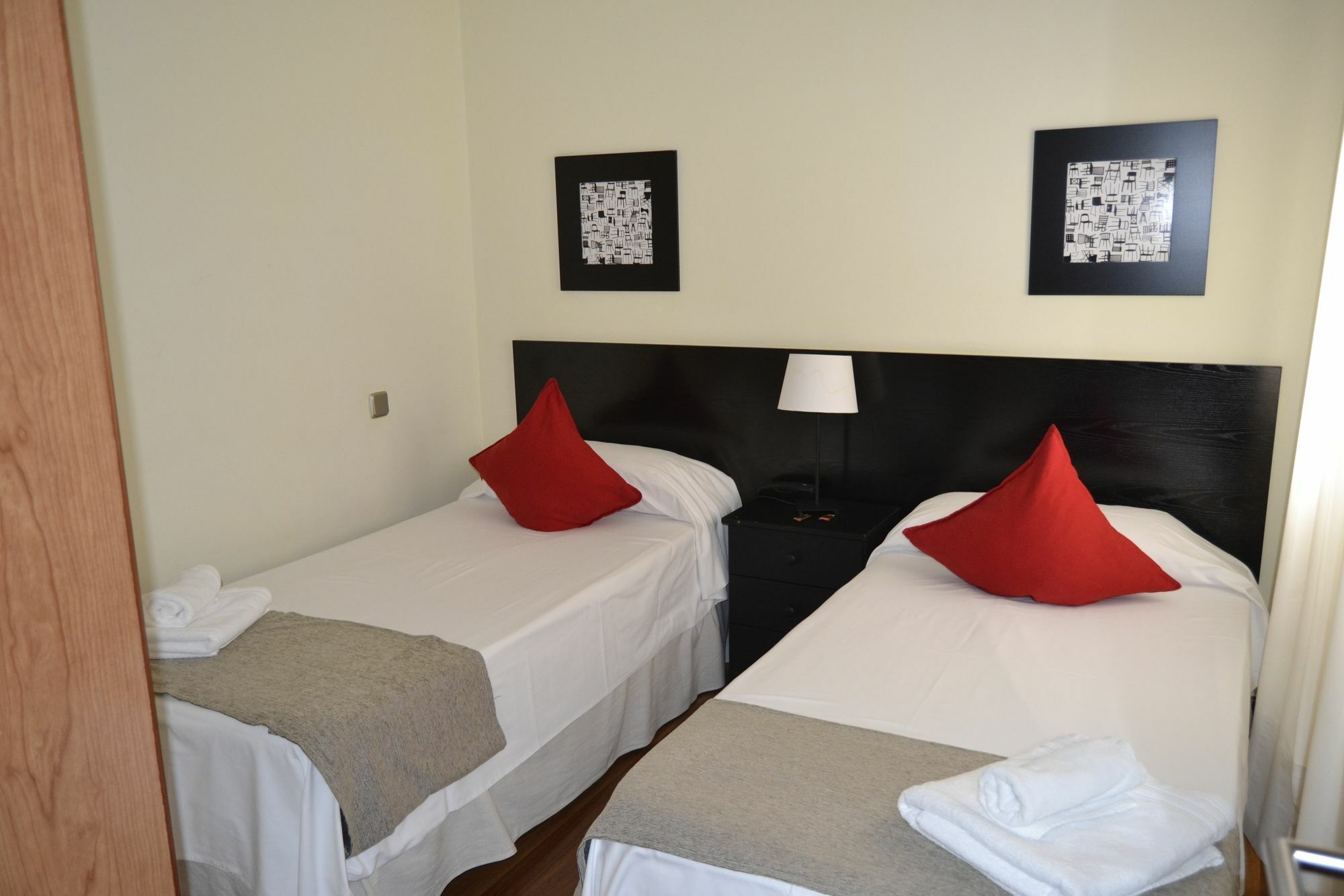 New Point Madrid Apartments Εξωτερικό φωτογραφία