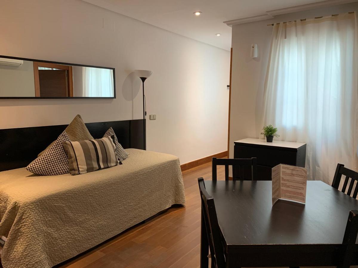 New Point Madrid Apartments Εξωτερικό φωτογραφία